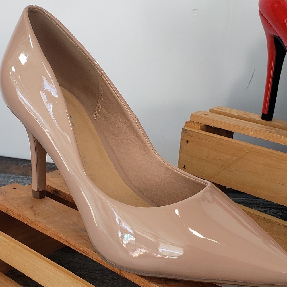 Glossy nude pointed heel pump 3 inch - Picture 3 of 8
